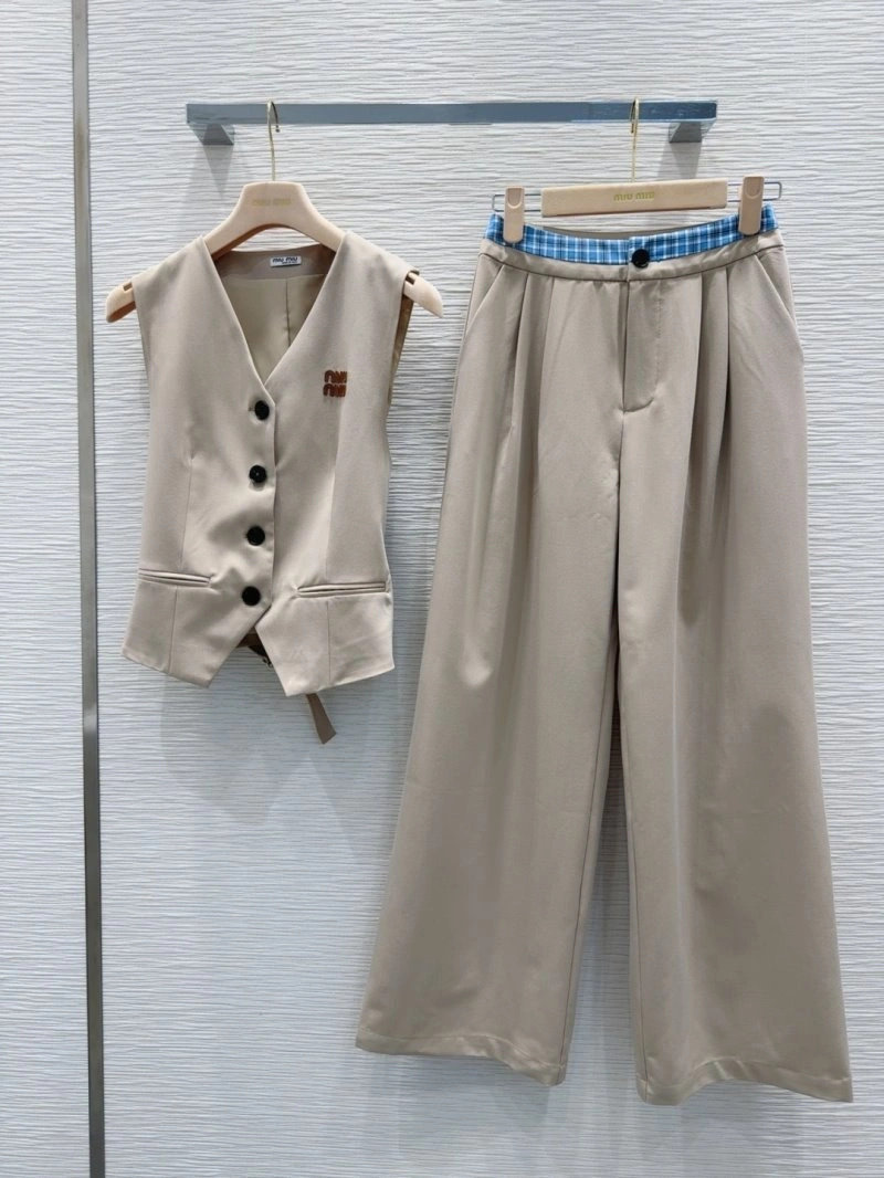 Miu Miu Long Suits Refined 156319