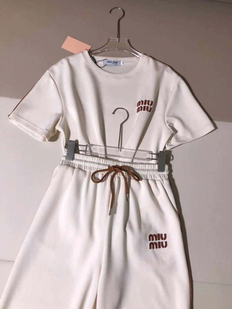 Minimalist Miu Miu Long Suits 153009