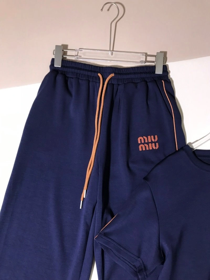 Vibrant Miu Miu Long Suits 153002