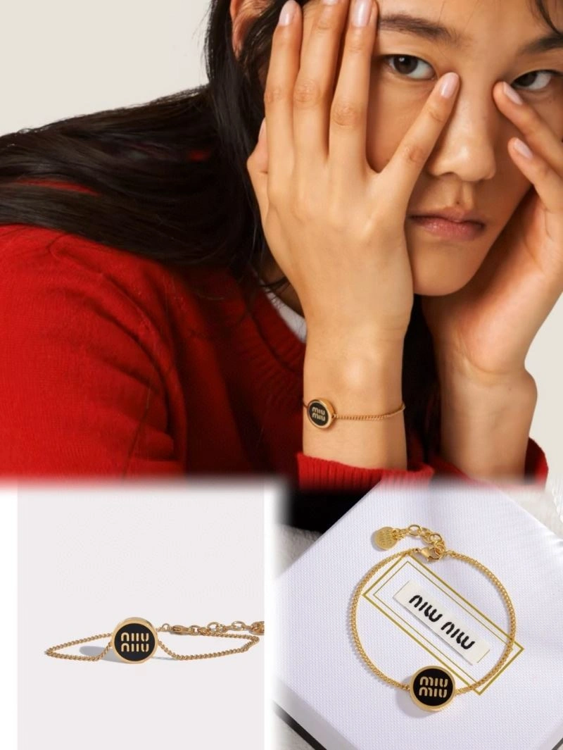 Miu Miu Necklaces Trendsetting 213412