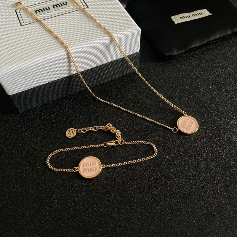 AllSeason Miu Miu Necklaces 212855
