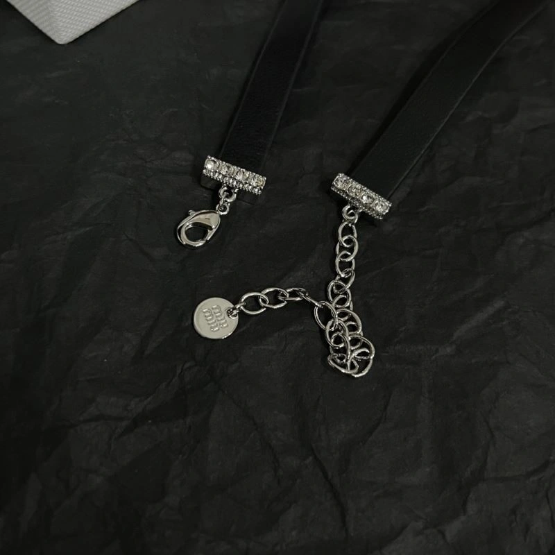 Miu Miu Necklaces Popular 210501