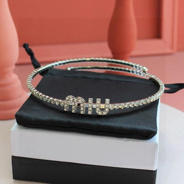 Sophisticated Miu Miu Necklaces 209698