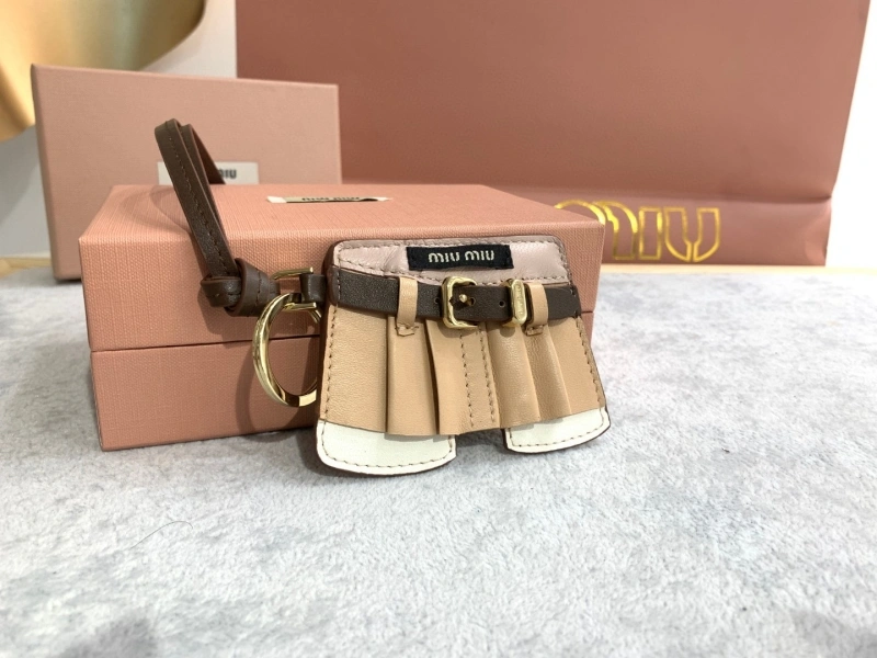 Compact Miu Miu Ornaments 269567