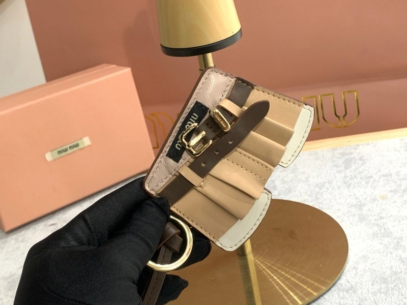 Compact Miu Miu Ornaments 269567