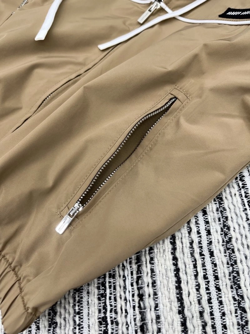 MultiPurpose Miu Miu Outwear 151237