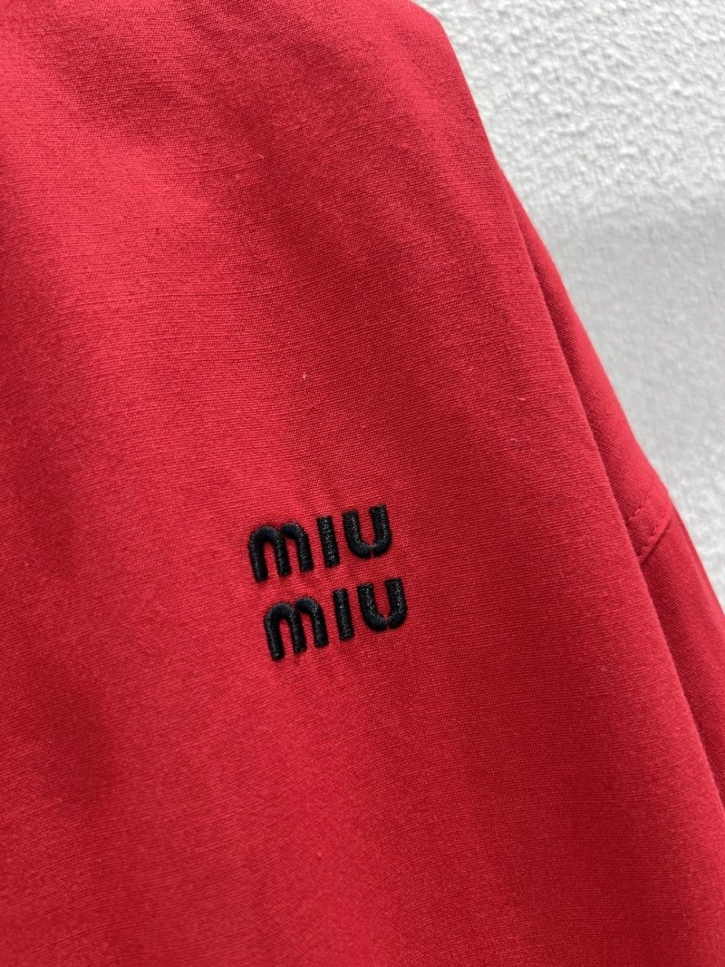 Miu Miu Outwear FlexibleFit 151230