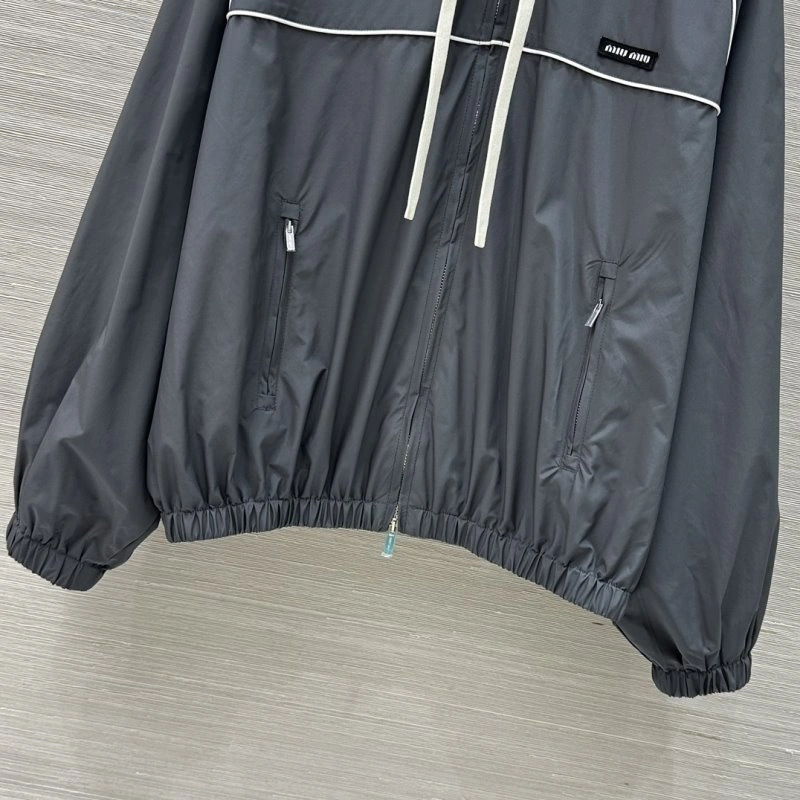 Miu Miu Outwear FlexibleFit 156307