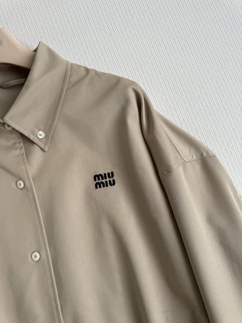 Miu Miu Outwear ZipUp 156302
