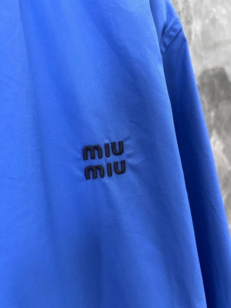 Flexible Miu Miu Outwear 156300