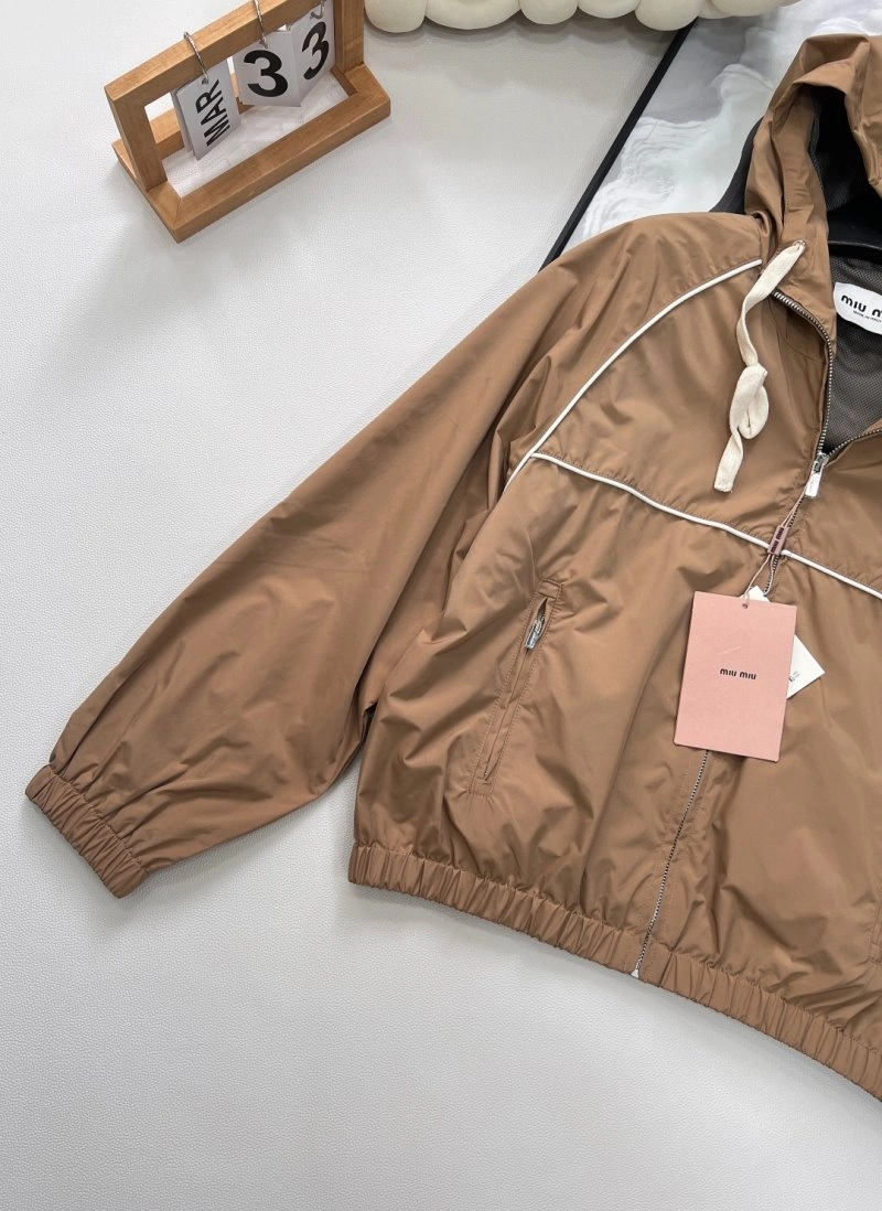 Miu Miu Outwear Elegant 148841