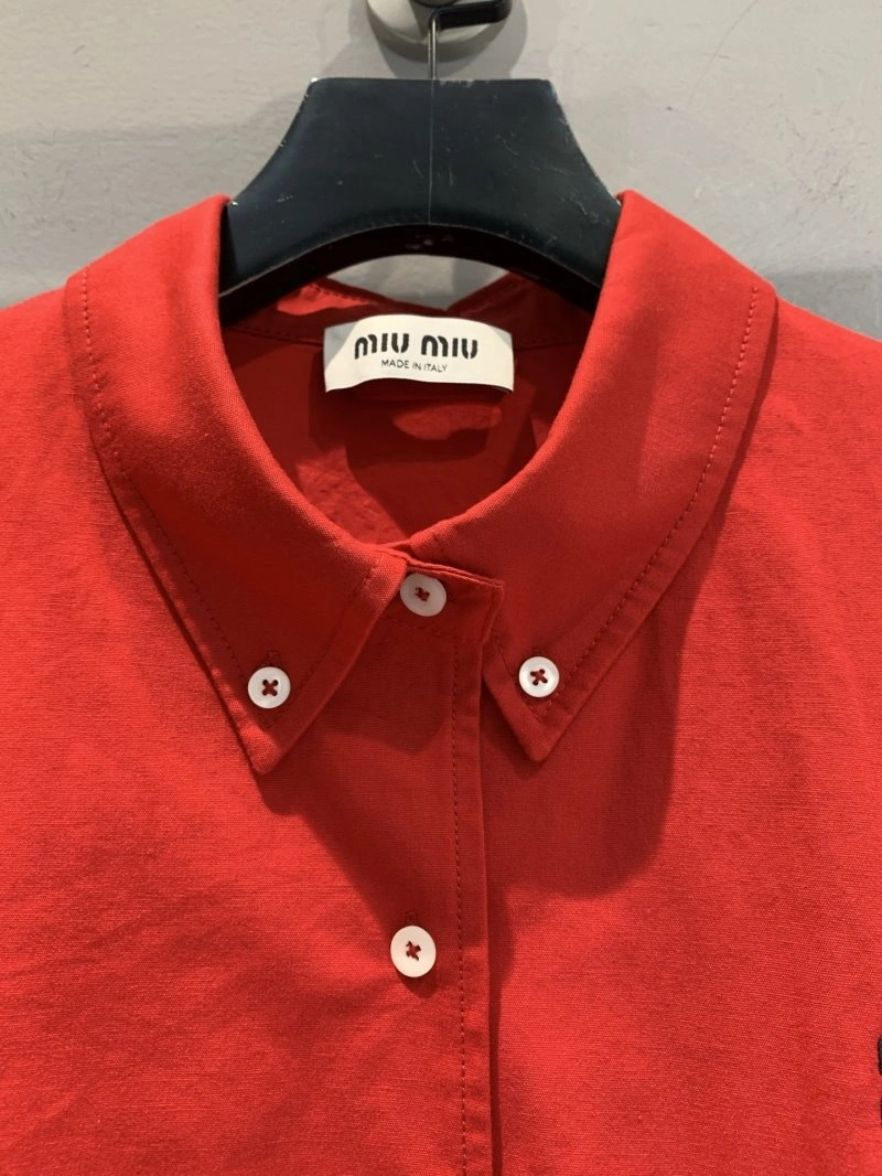 Versatile Miu Miu Outwear 148853