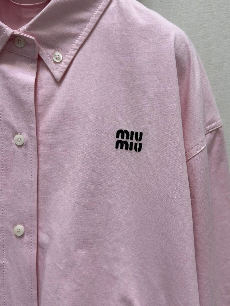 Versatile Miu Miu Outwear 148800