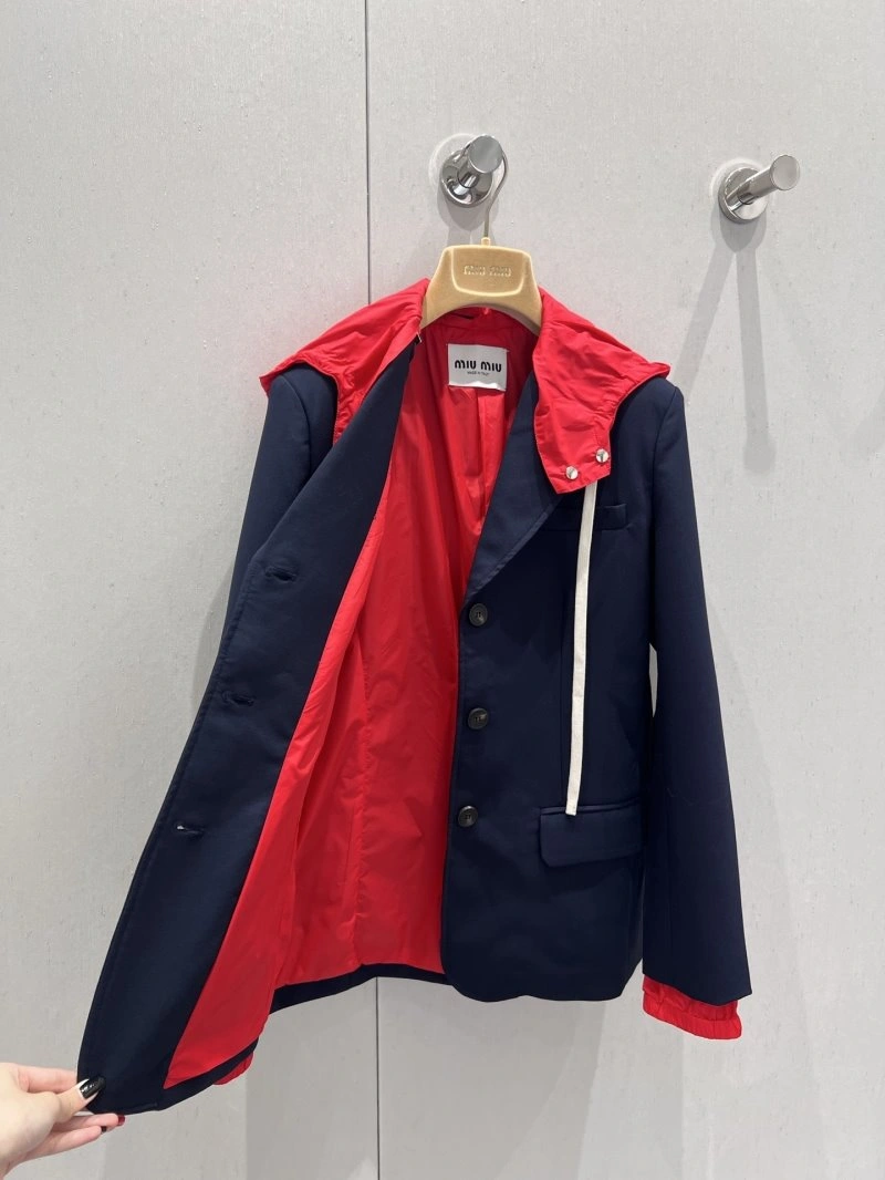 Miu Miu Outwear FreshLook 148794