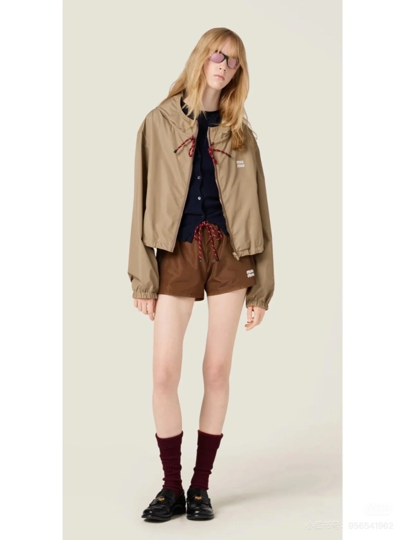MultiPurpose Miu Miu Outwear 148772