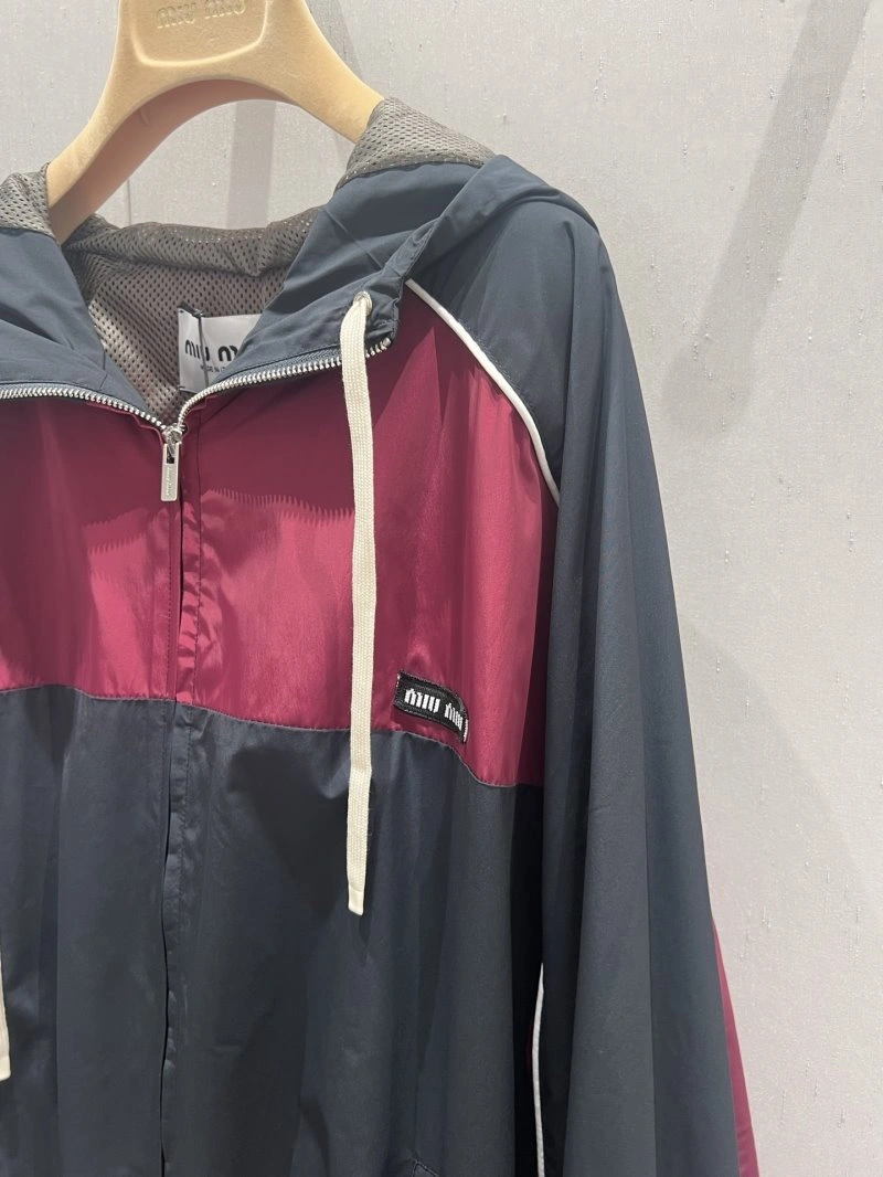 Premium Miu Miu Outwear 148761