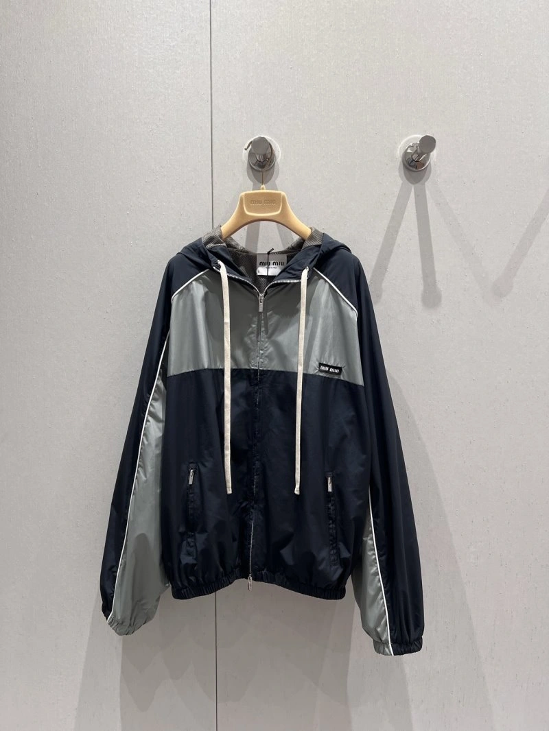Youthful Miu Miu Outwear 148753