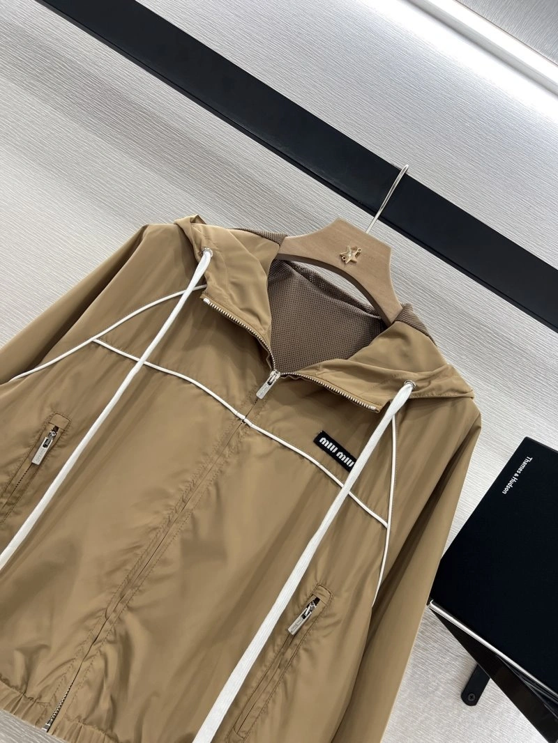 Miu Miu Outwear FreshLook 154483