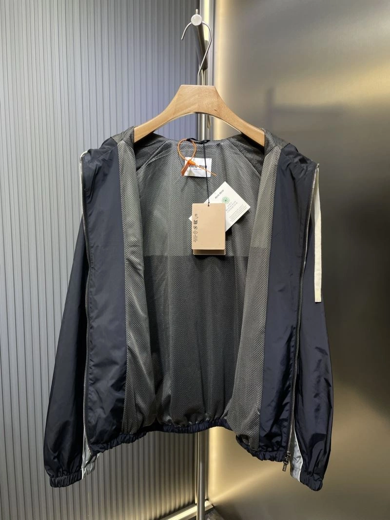 Miu Miu Outwear Unisex 159108
