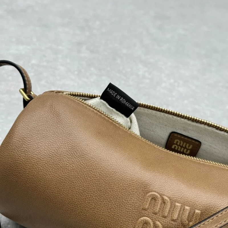 Miu Miu Round Bags Contemporary 55706