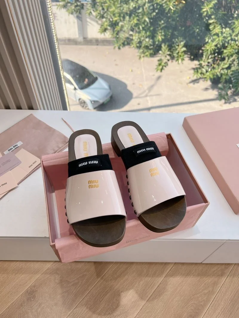 Miu Miu Sandals Flexible 7563