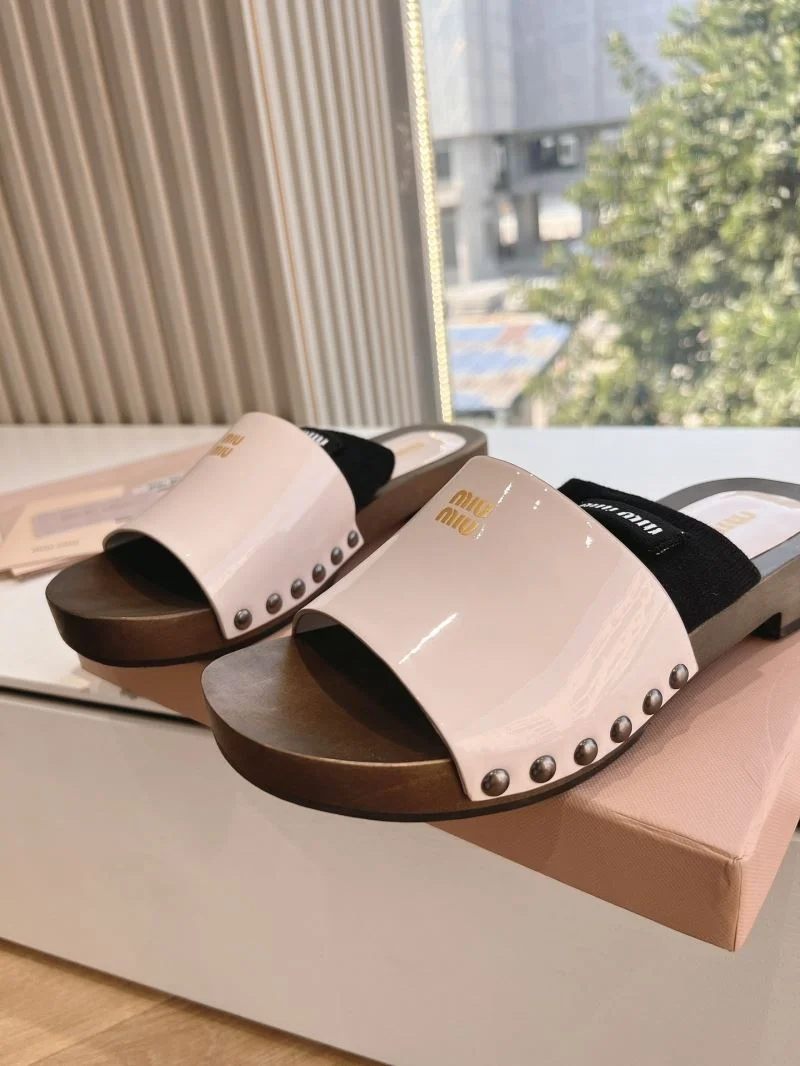 Miu Miu Sandals Flexible 7563