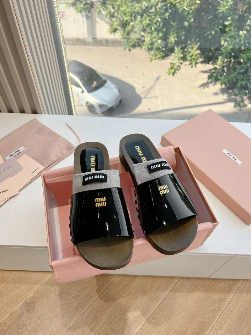Trendy Miu Miu Sandals 7561