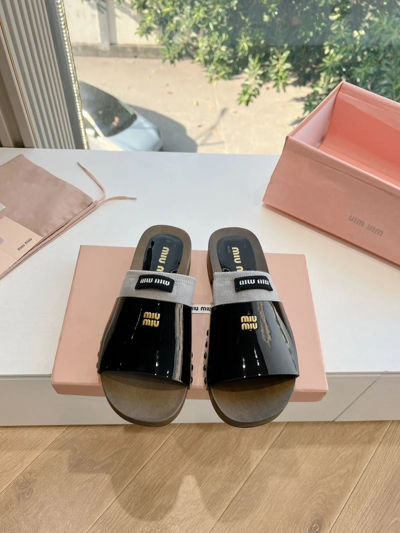 Trendy Miu Miu Sandals 7561