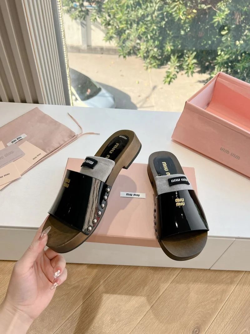 Trendy Miu Miu Sandals 7561