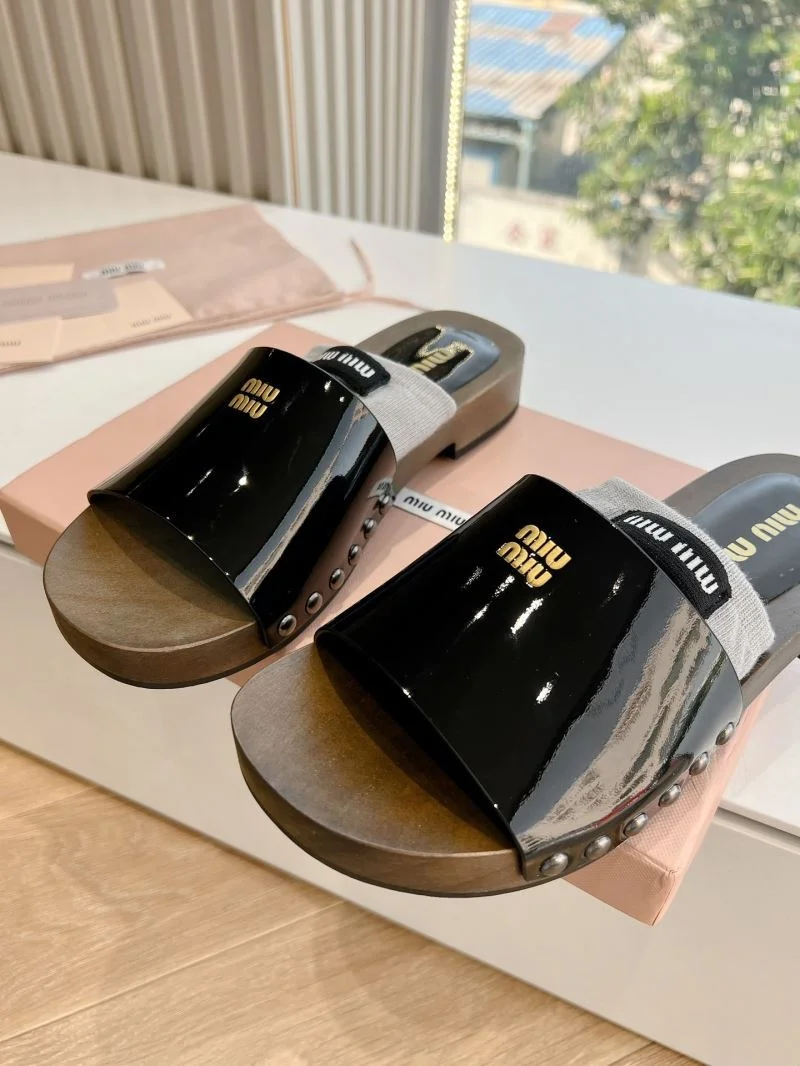 Trendy Miu Miu Sandals 7561