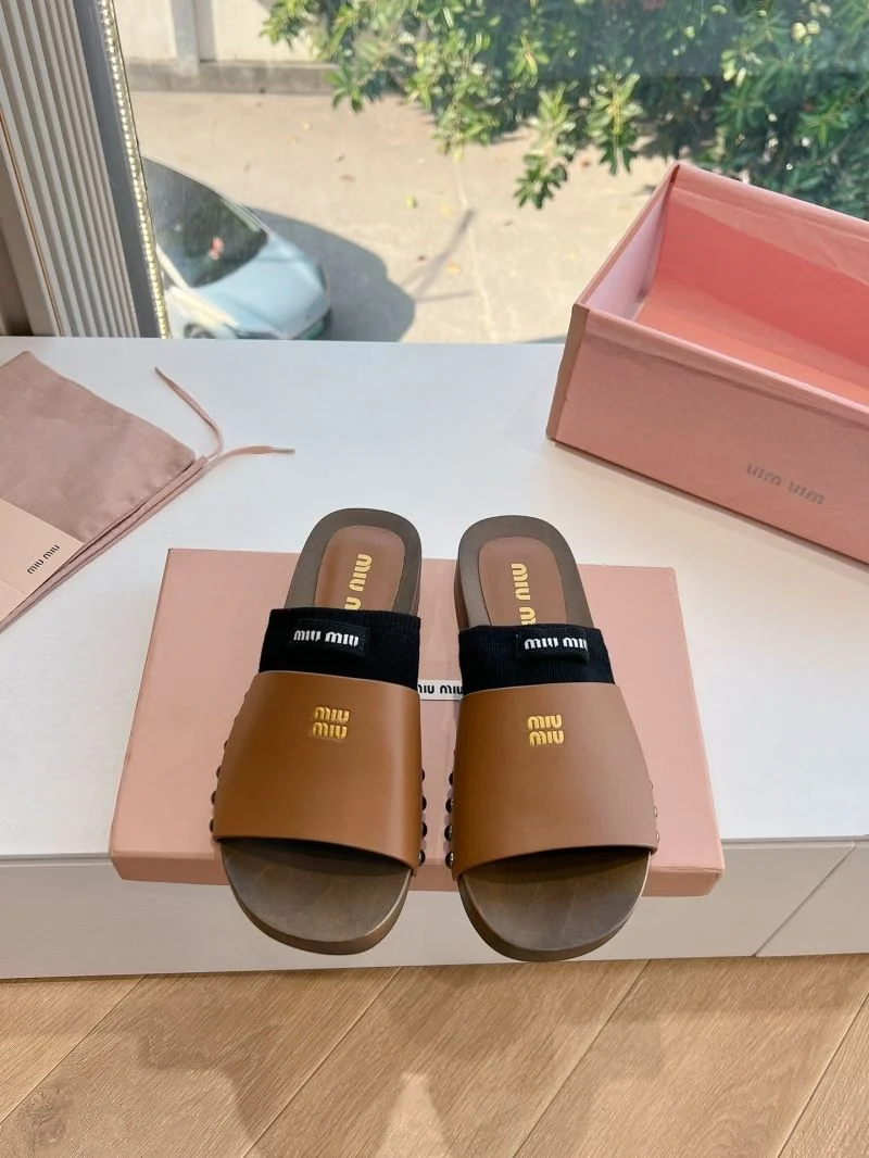 Trendsetting Miu Miu Sandals 7574