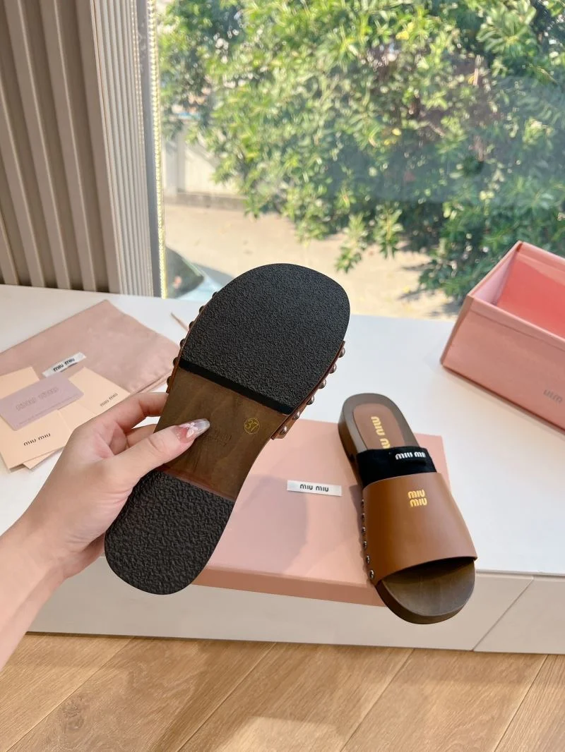 Trendsetting Miu Miu Sandals 7574