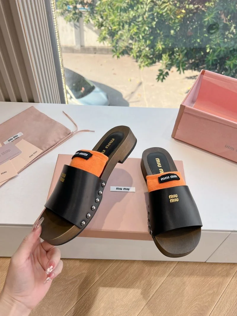 SmoothTexture Miu Miu Sandals 7578