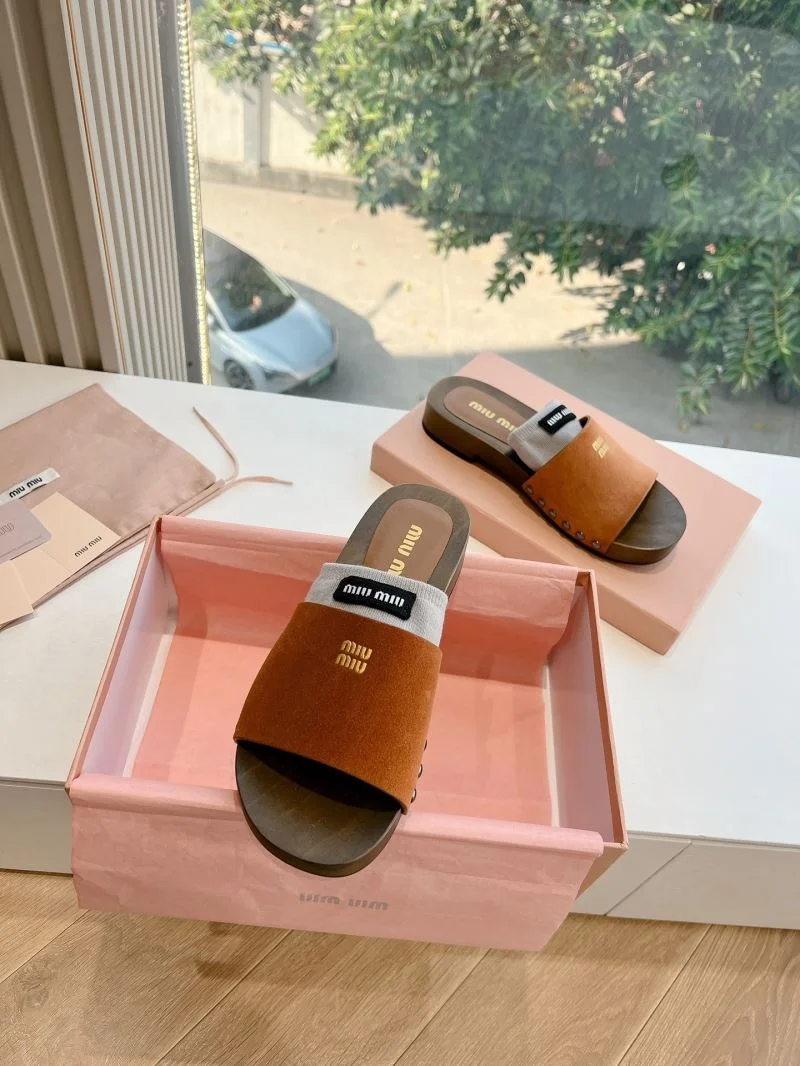 Miu Miu Sandals Lightweight 7577