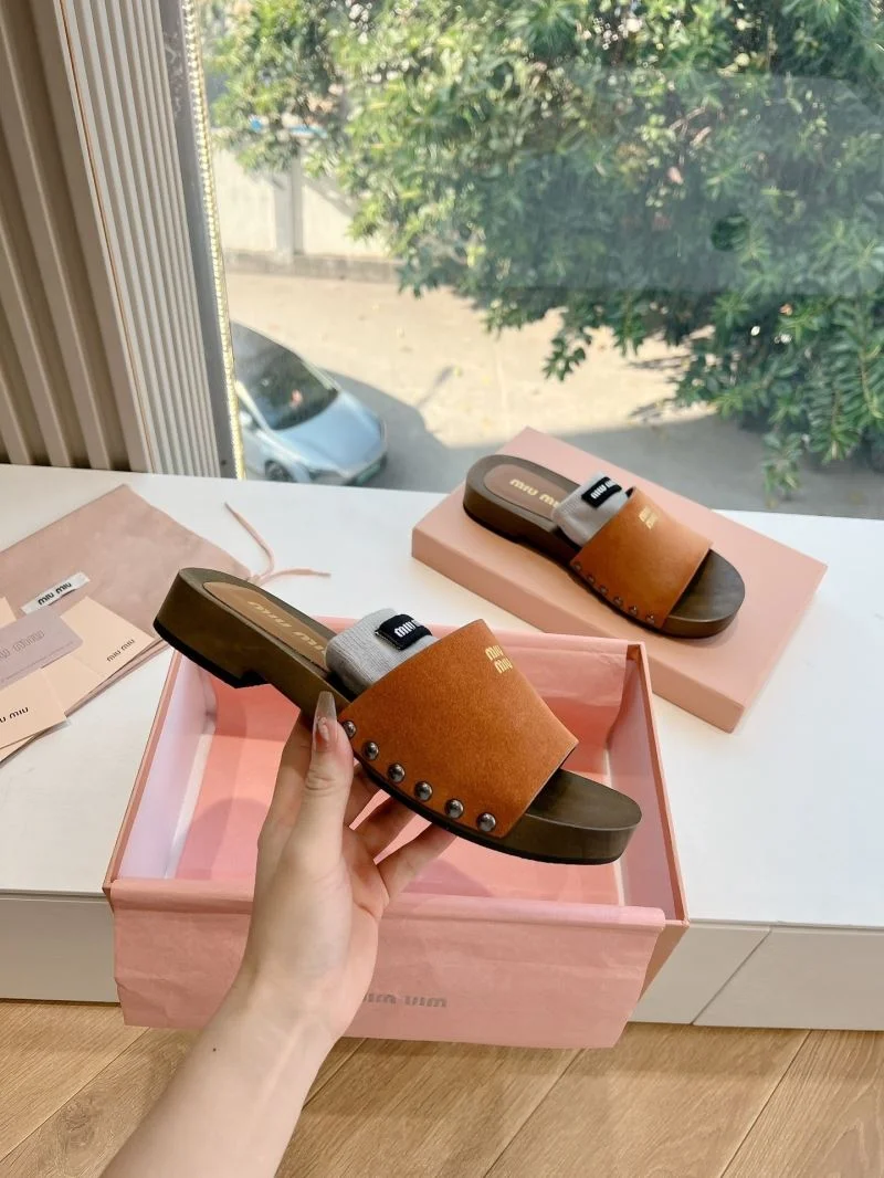 Miu Miu Sandals Lightweight 7577