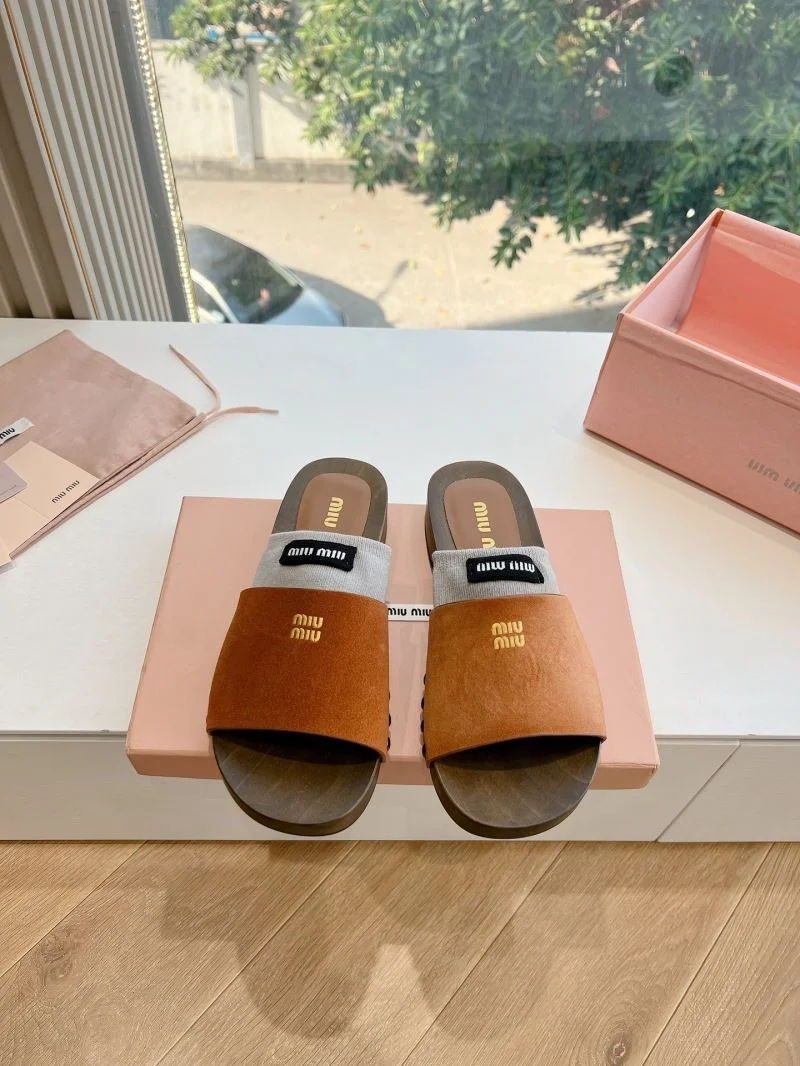 Miu Miu Sandals Lightweight 7577