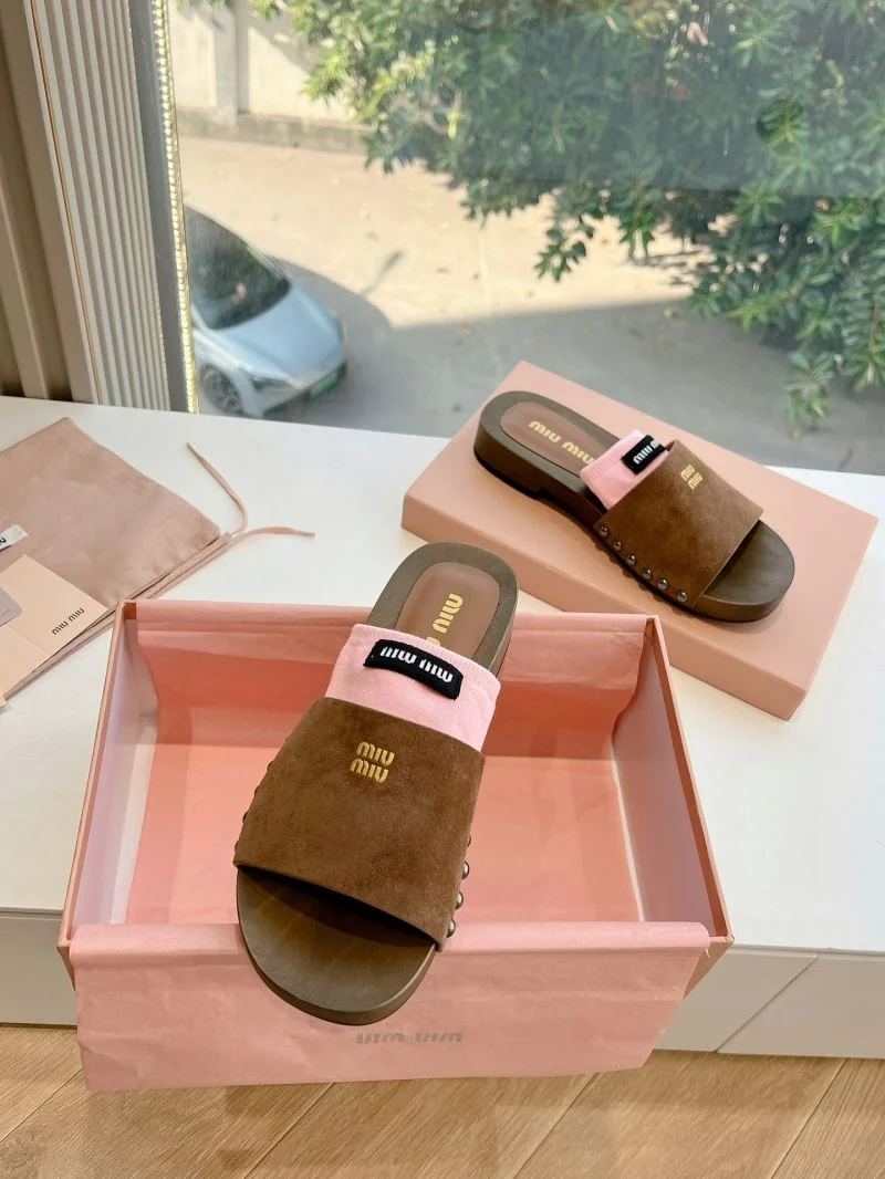 RelaxedFit Miu Miu Sandals 7569