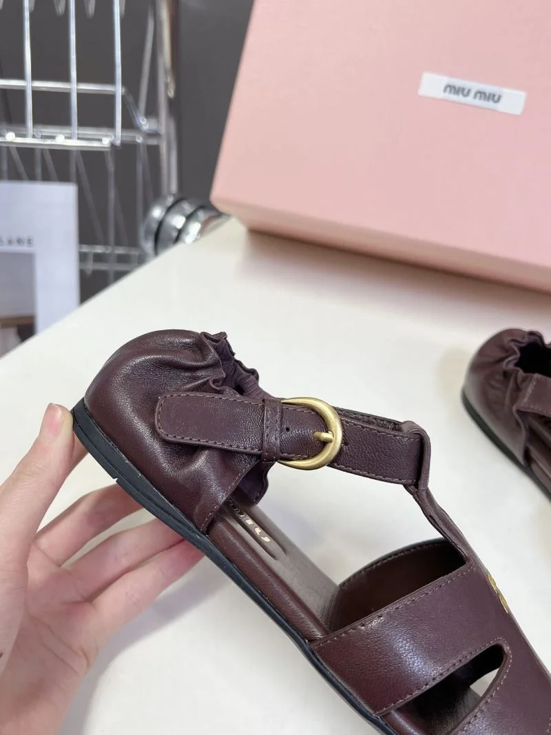 EyeCatching Miu Miu Sandals 7572