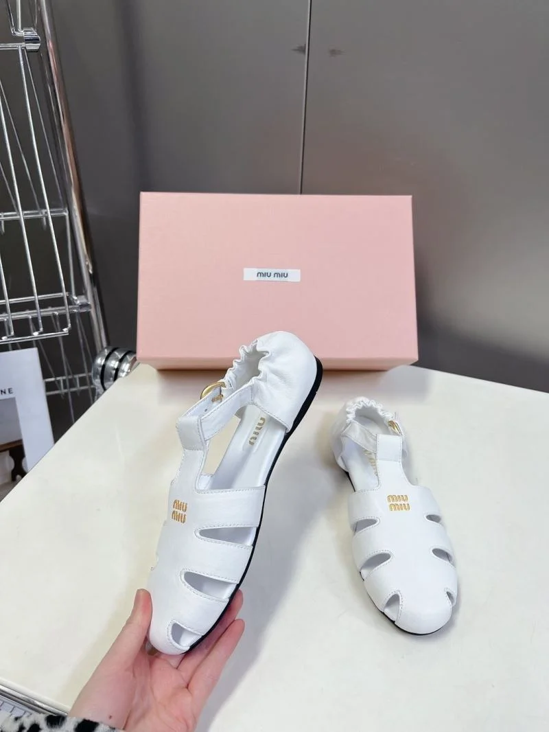 Refined Miu Miu Sandals 7553