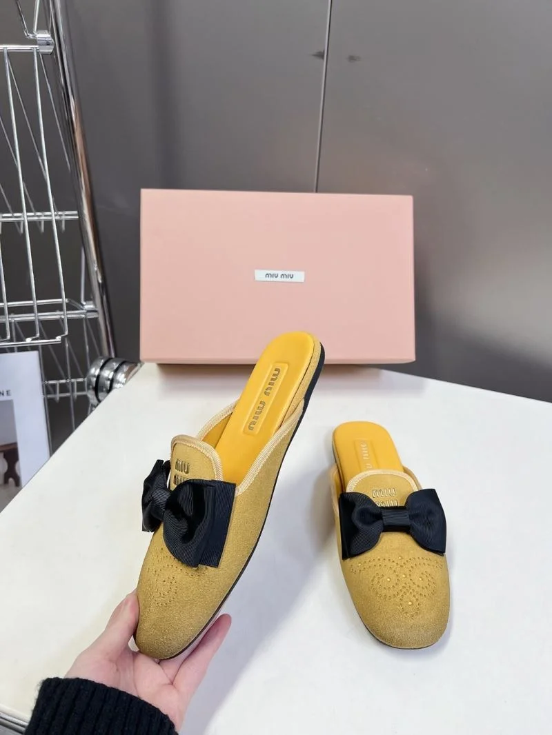 Effortless Miu Miu Sandals 7631