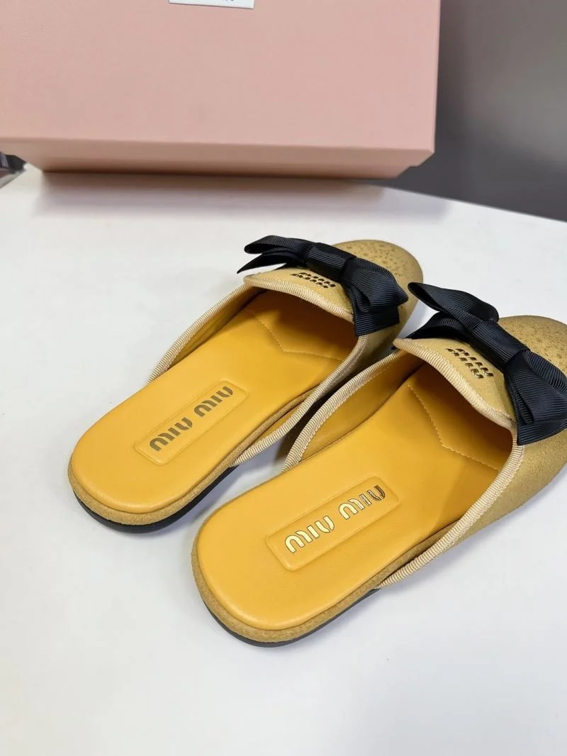 Effortless Miu Miu Sandals 7631
