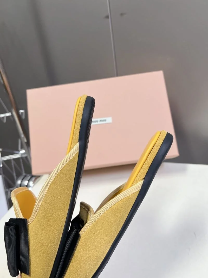 Effortless Miu Miu Sandals 7631
