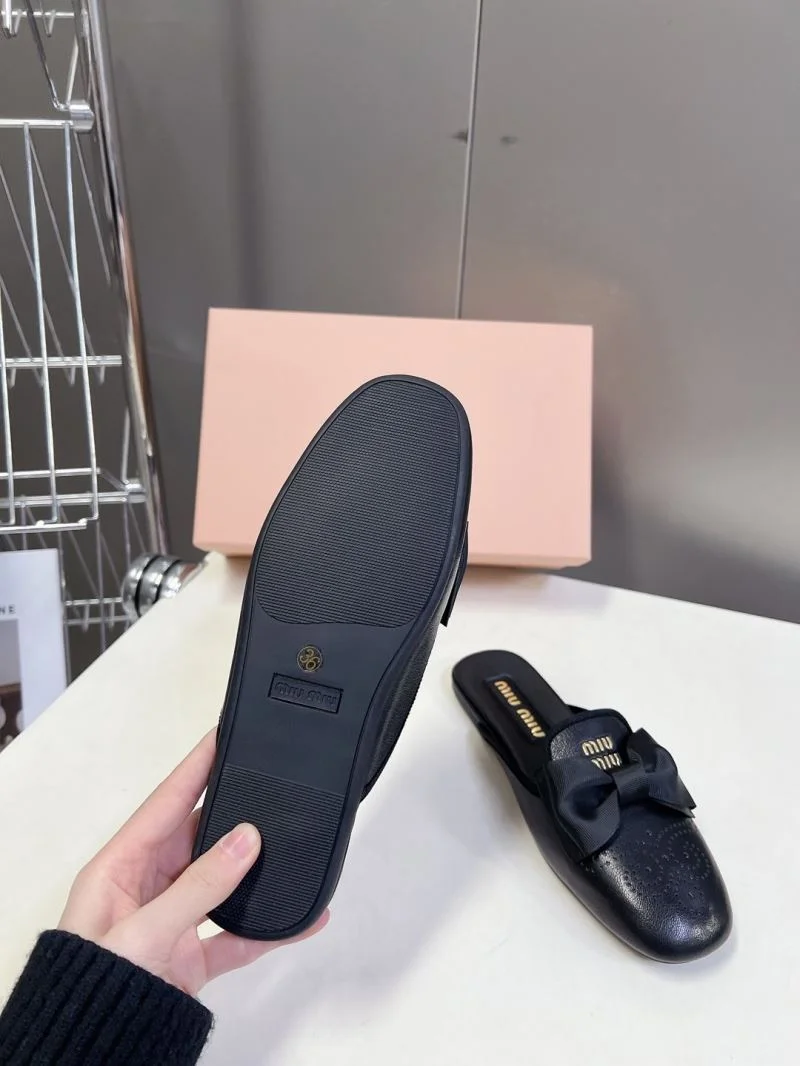 Versatile Miu Miu Sandals 7560