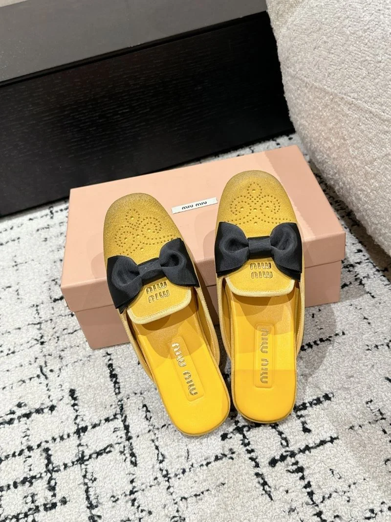 Miu Miu Sandals Packable 7542