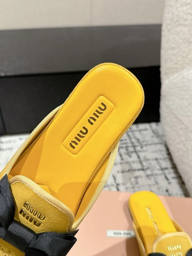 Miu Miu Sandals Packable 7542