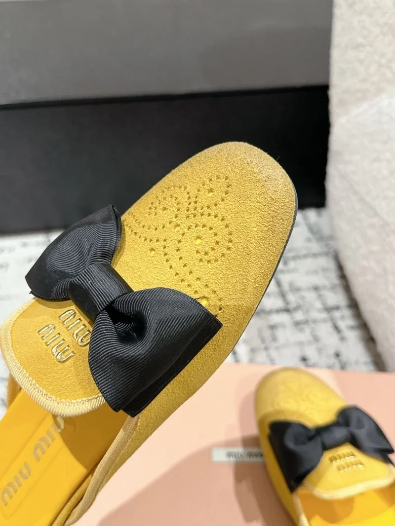 Miu Miu Sandals Packable 7542