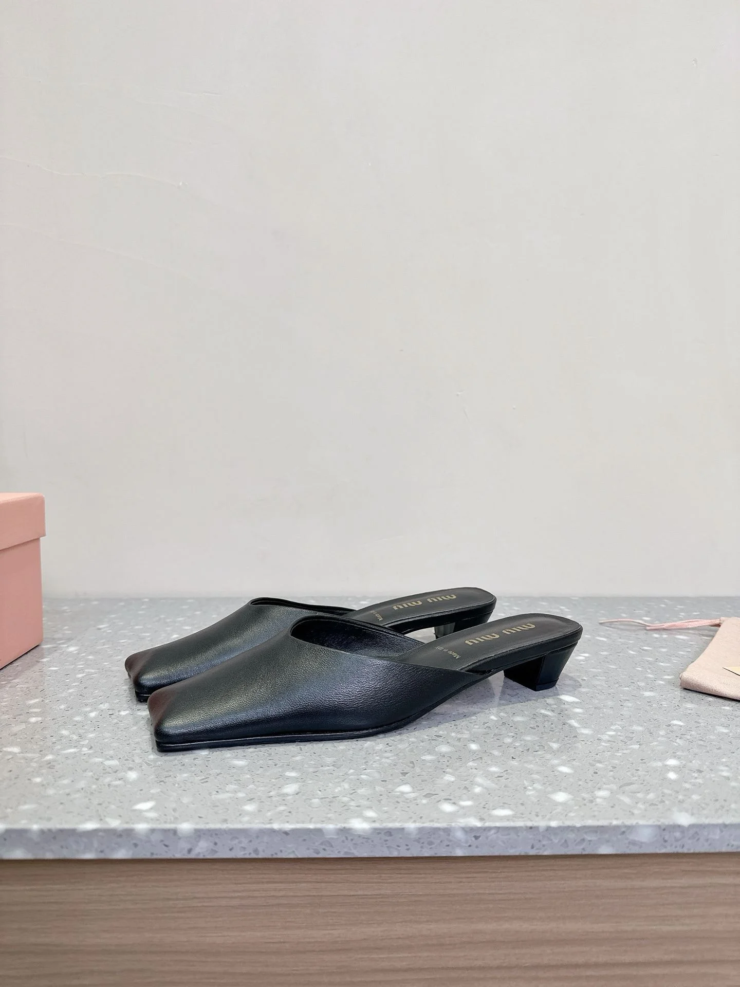 Miu Miu Sandals Trendy 7525