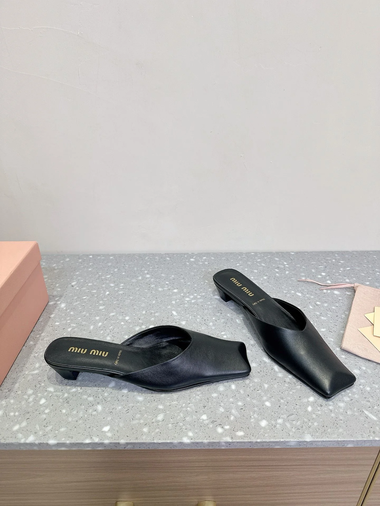 Miu Miu Sandals Trendy 7525