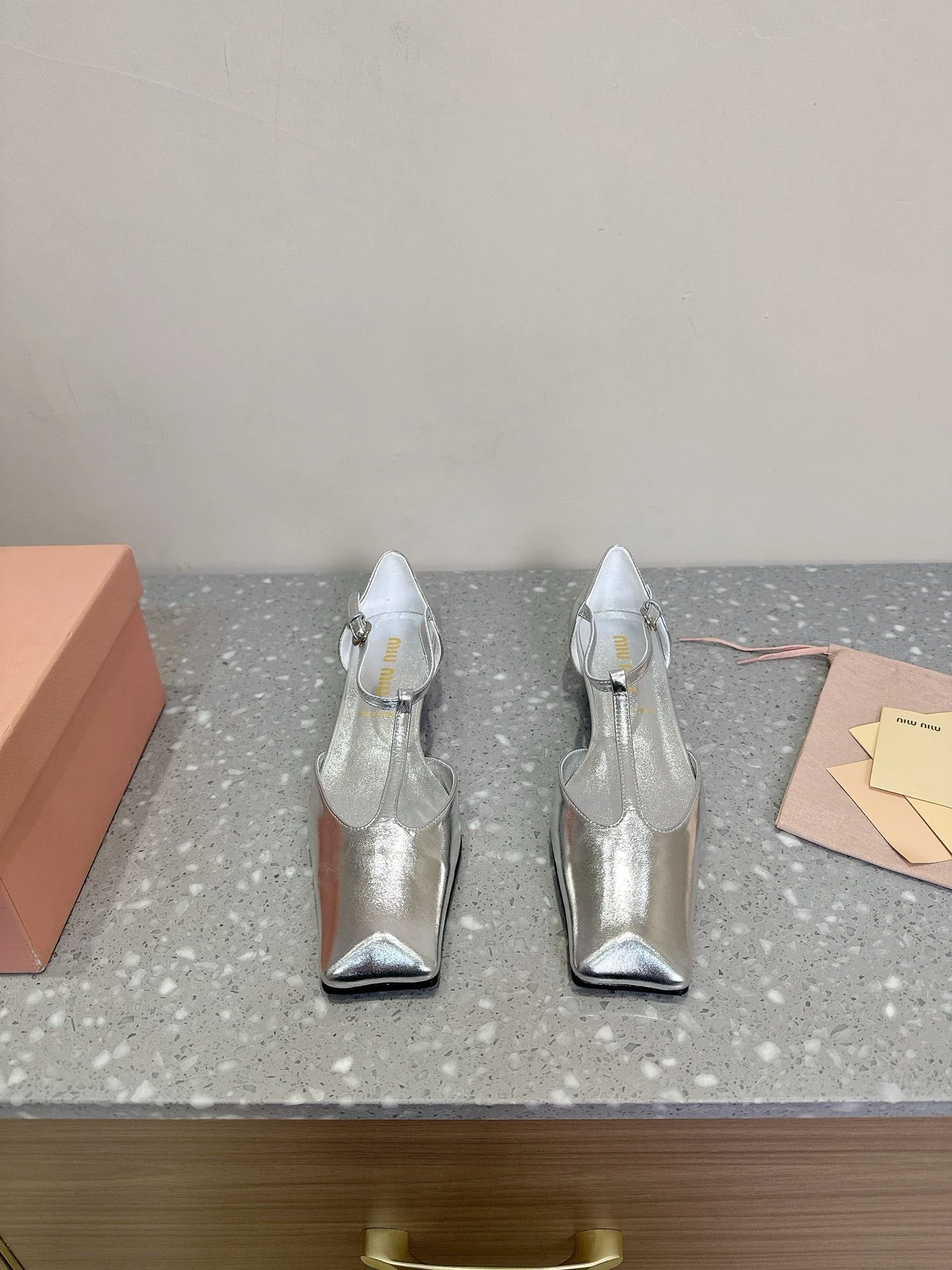 Sleek Miu Miu Sandals 7530