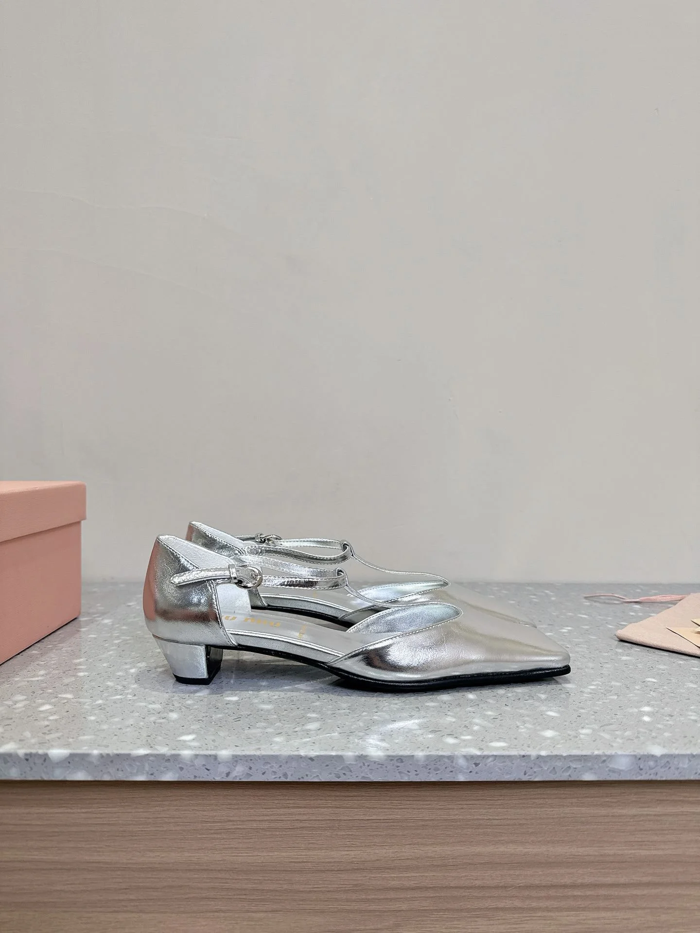 Sleek Miu Miu Sandals 7530